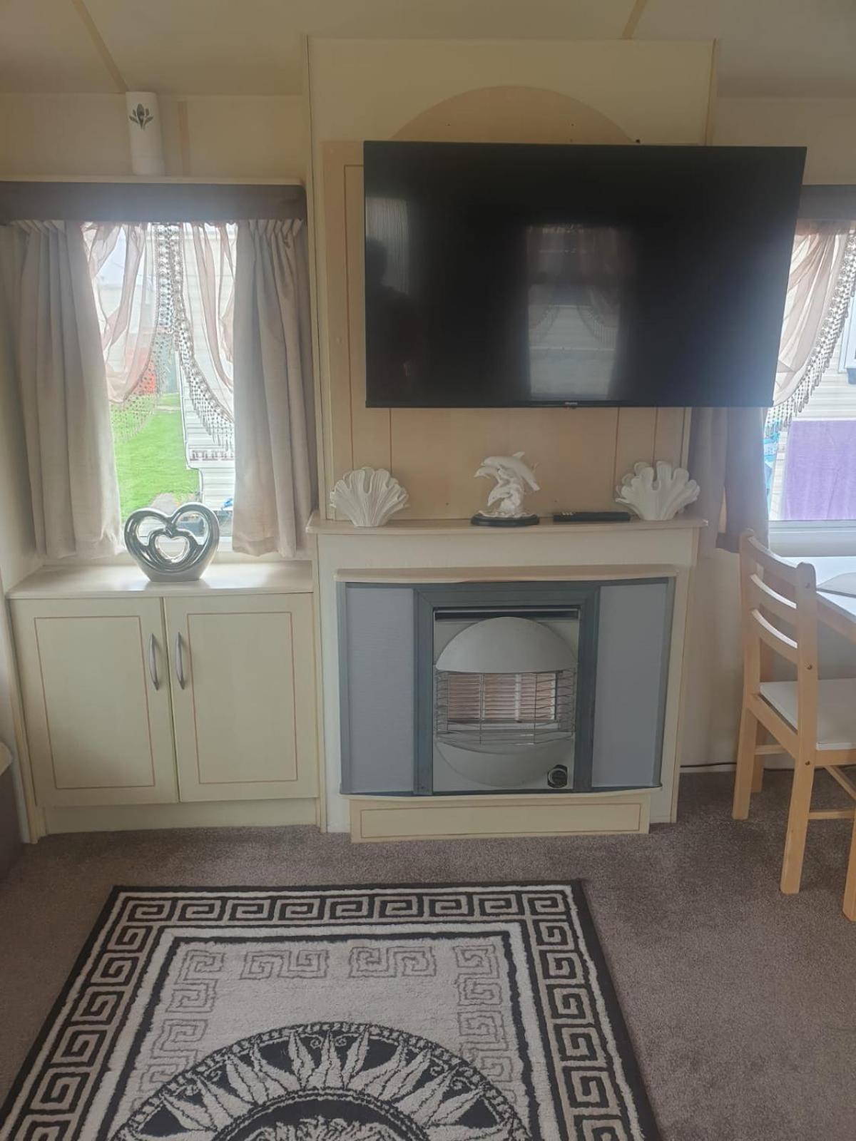 39 Highbury 3 Bed Caravan, Skegness, Ingoldmells, 7 Berth *